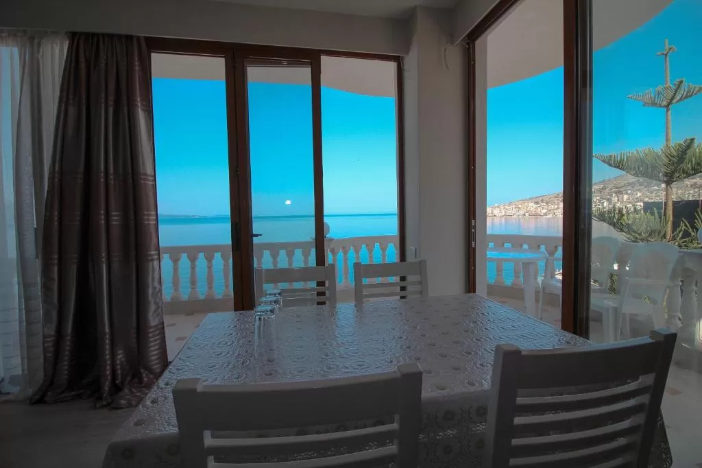 Romario Apartments Suite Std 3.jpg